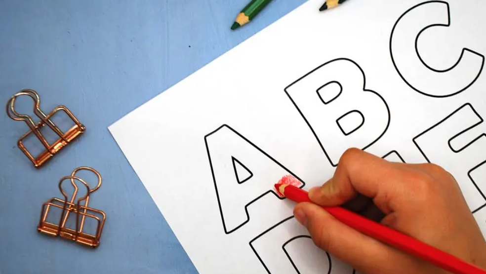 theprintablestencils.com